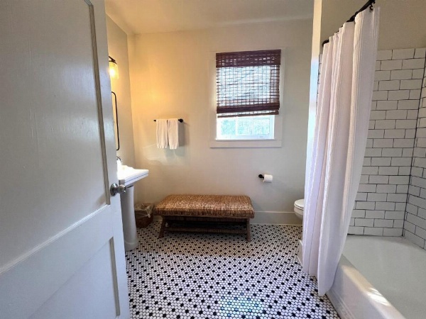 The Myrtles image 18